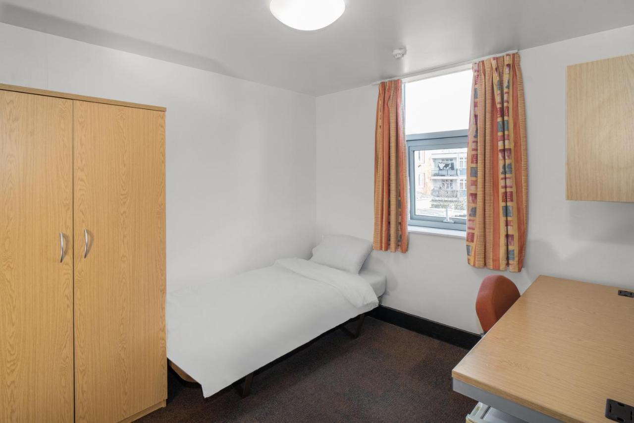 Davies Court Hostel London Exterior photo