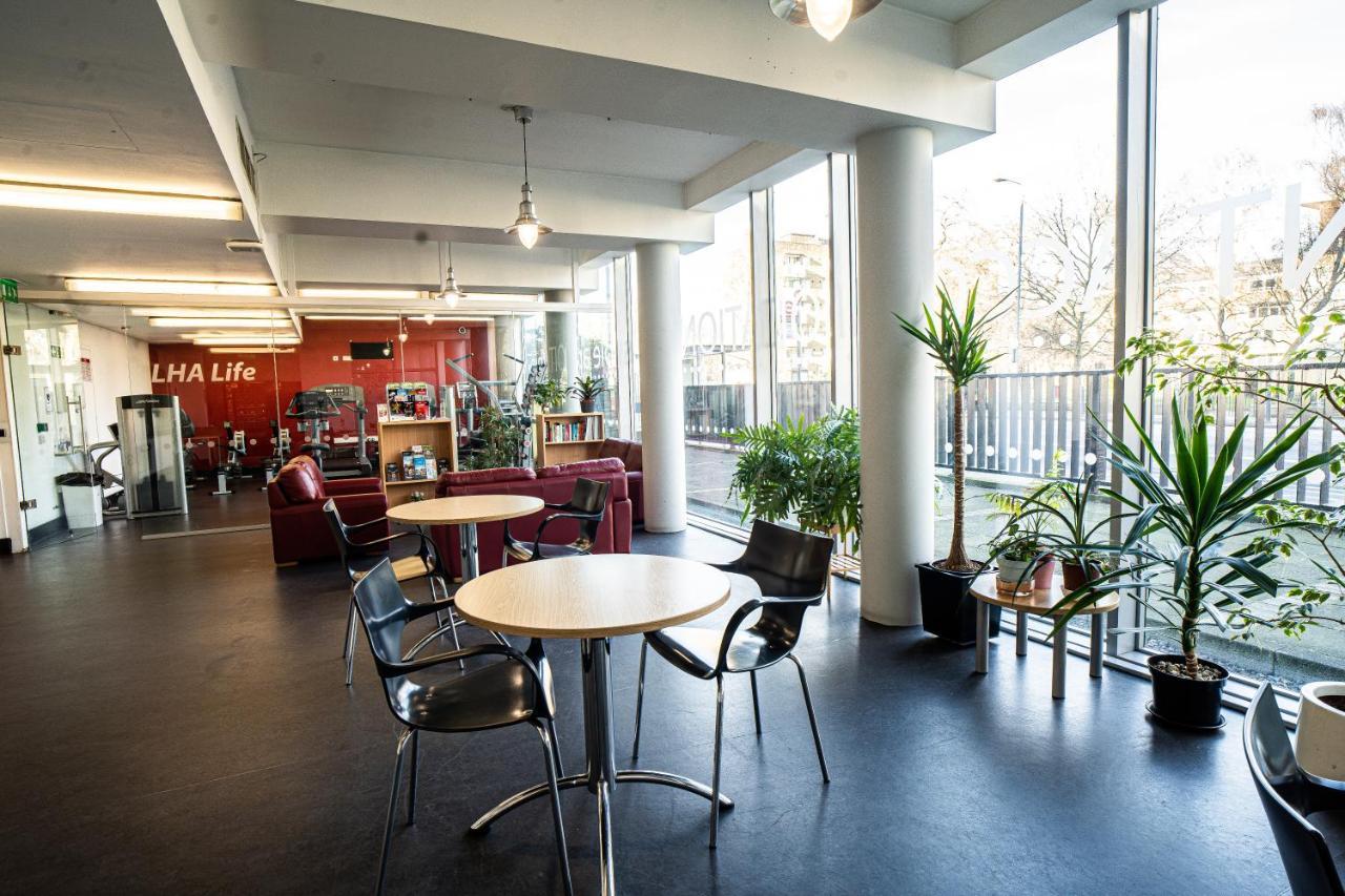 Davies Court Hostel London Exterior photo