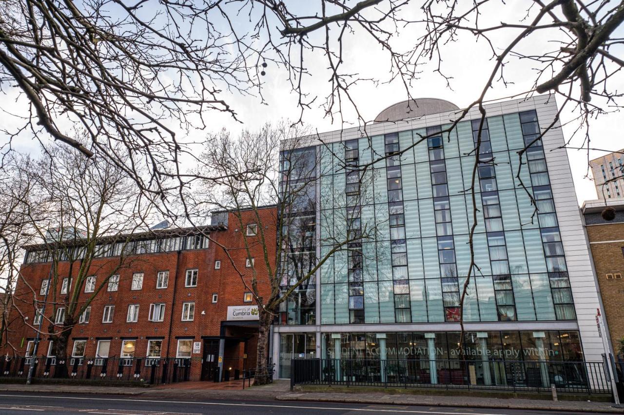 Davies Court Hostel London Exterior photo