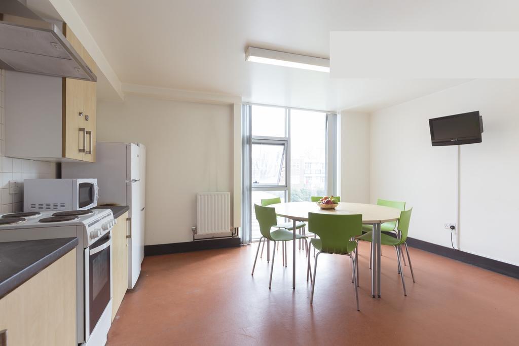 Davies Court Hostel London Exterior photo